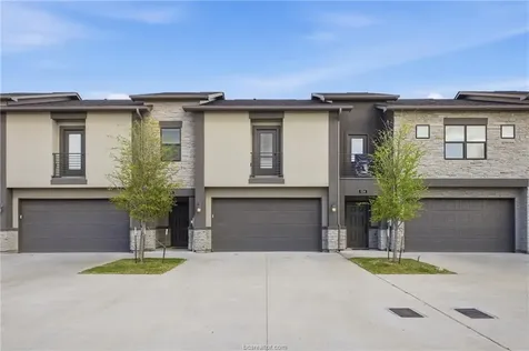 536 Momma Bear Drive College Station TX 77845