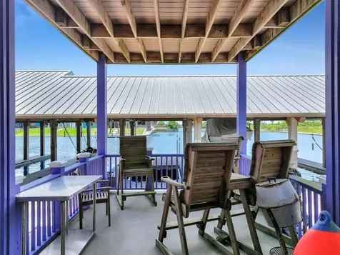 2207 Nelson Avenue Port Bolivar TX 77650