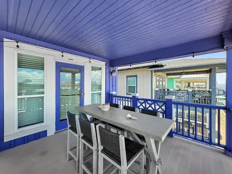 2207 Nelson Avenue Port Bolivar TX 77650