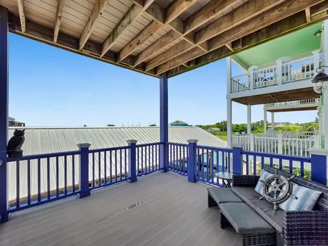 2207 Nelson Avenue Port Bolivar TX 77650