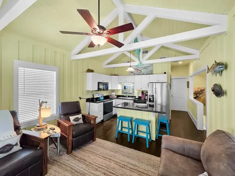 2207 Nelson Avenue Port Bolivar TX 77650