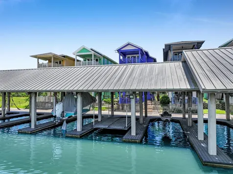2207 Nelson Avenue Port Bolivar TX 77650