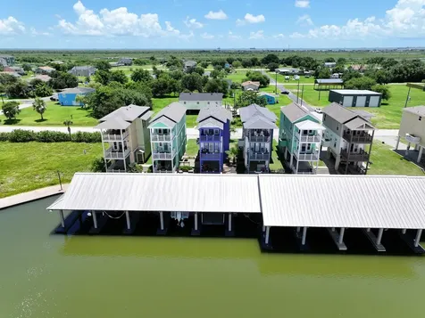 2207 Nelson Avenue Port Bolivar TX 77650