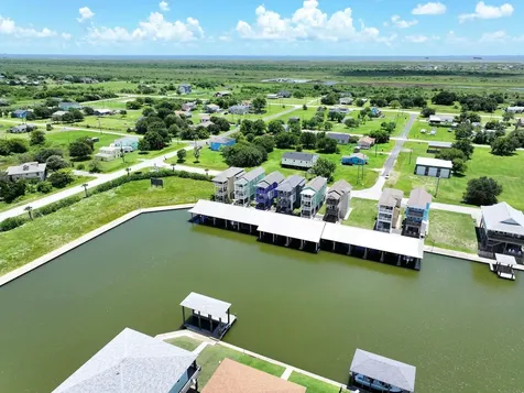 2207 Nelson Avenue Port Bolivar TX 77650
