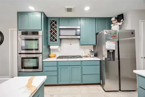 414 Welford Lane Highlands TX 77562