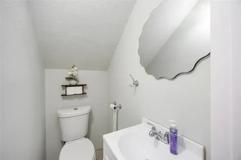 414 Welford Lane Highlands TX 77562