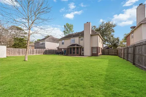 414 Welford Lane Highlands TX 77562