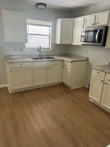 7813 Pruitt Drive Galveston TX 77554