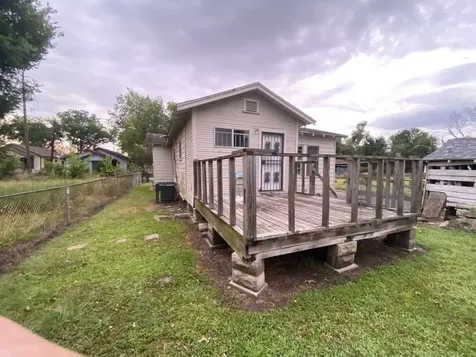 2805 Brackenridge Street Houston TX 77026