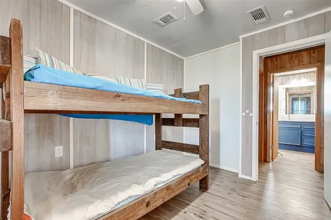 3253 Highway 87 Crystal Beach TX 77650