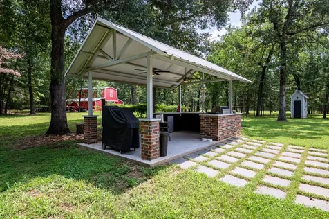 10427 Fm 229 Grapeland TX 75844