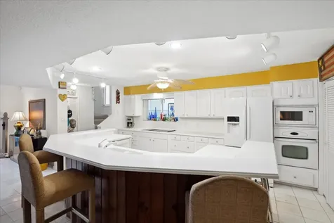 251 Isles End Road Tiki Island TX 77554