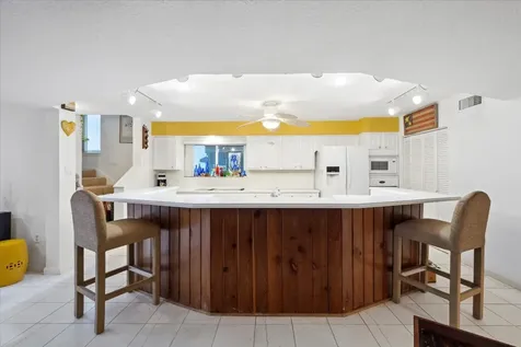 251 Isles End Road Tiki Island TX 77554