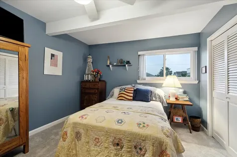 251 Isles End Road Tiki Island TX 77554