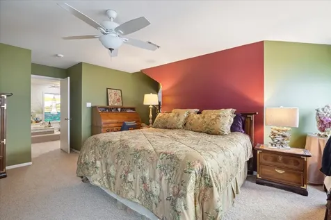 251 Isles End Road Tiki Island TX 77554