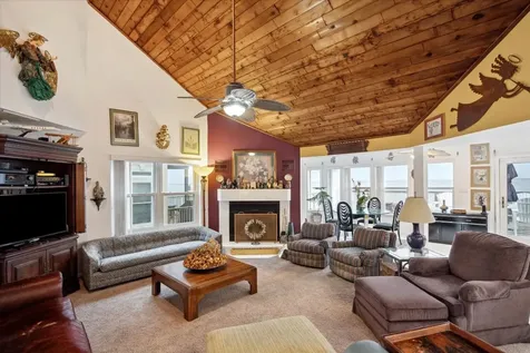 251 Isles End Road Tiki Island TX 77554