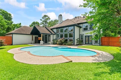 1806 Quiet Country Court Kingwood TX 77345