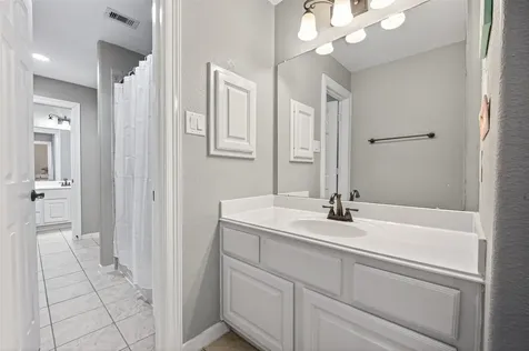 15710 Starcreek Lane Houston TX 77044
