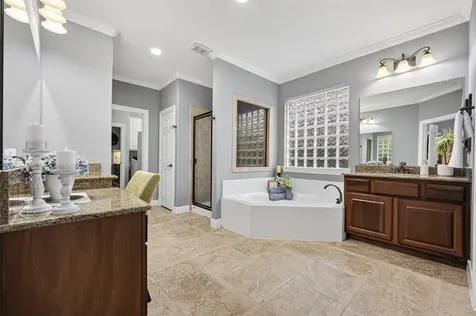 15710 Starcreek Lane Houston TX 77044