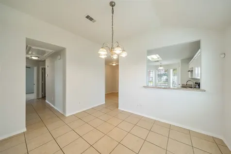 305 S Golden Oak Drive Texas City TX 77591