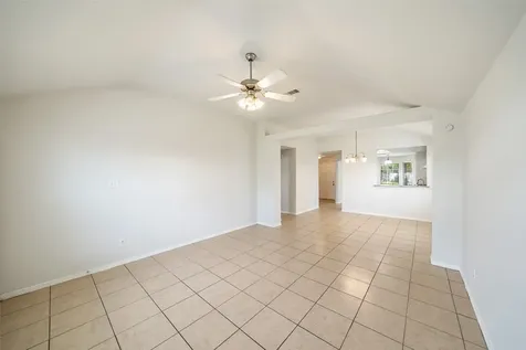 305 S Golden Oak Drive Texas City TX 77591
