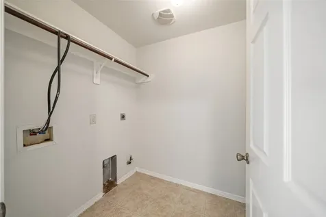 305 S Golden Oak Drive Texas City TX 77591