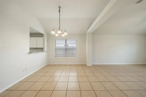 305 S Golden Oak Drive Texas City TX 77591