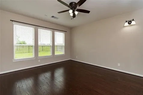 4810 Goldeneye Drive Baytown TX 77521