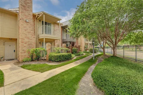 11201 Lynbrook Drive 3702 Houston TX 77042