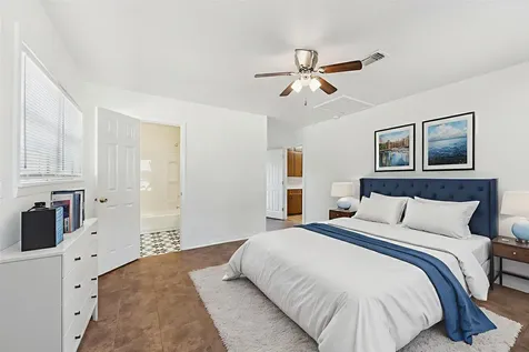 2107 Wayside Drive Brenham TX 77833