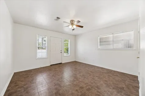 2107 Wayside Drive Brenham TX 77833