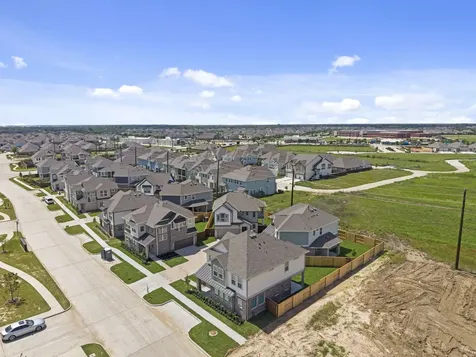 5307 Palo Verde Drive Iowa Colony TX 77578