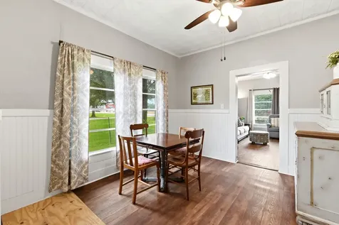 9282 State Highway 75 S New Waverly TX 77358