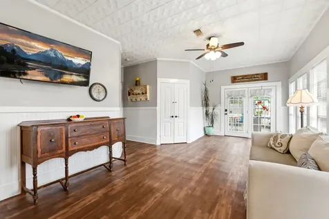 9282 State Highway 75 S New Waverly TX 77358