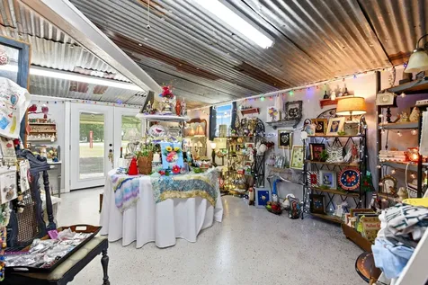 9282 State Highway 75 S New Waverly TX 77358