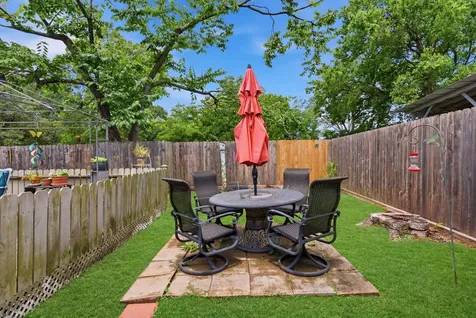 9282 State Highway 75 S New Waverly TX 77358