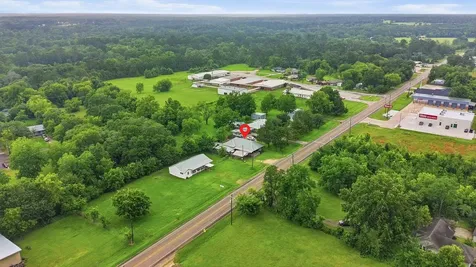 9282 State Highway 75 S New Waverly TX 77358