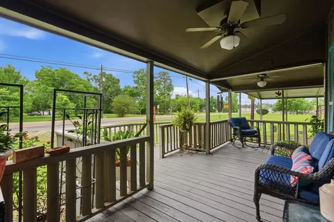 9282 State Highway 75 S New Waverly TX 77358