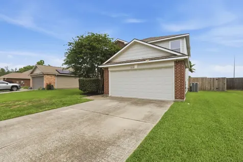 8118 Berkely Court Baytown TX 77521
