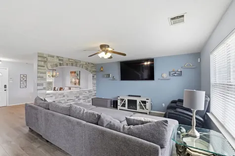 8118 Berkely Court Baytown TX 77521