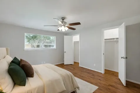 5758 Greencraig Drive Houston TX 77035