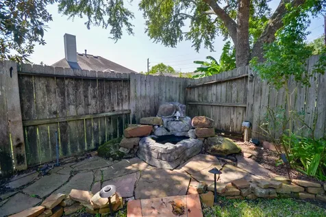 4510 Elmstone Court Houston TX 77345