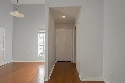 9809 Richmond Avenue C8 Houston TX 77042