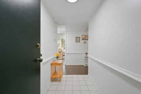 4627 Wild Indigo Street 603 Houston TX 77027