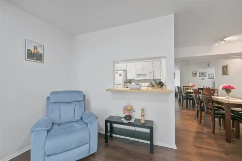 4627 Wild Indigo Street 603 Houston TX 77027