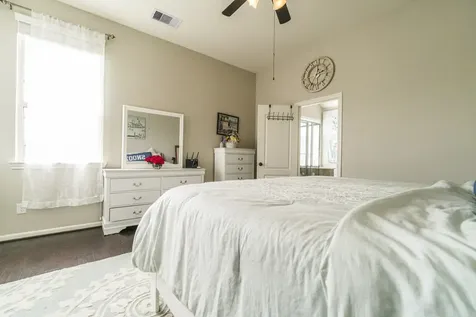 12212 City Skyline Court Houston TX 77047