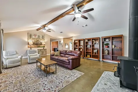 1916 Lundy Lane Friendswood TX 77546