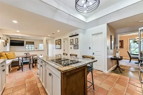 1916 Lundy Lane Friendswood TX 77546