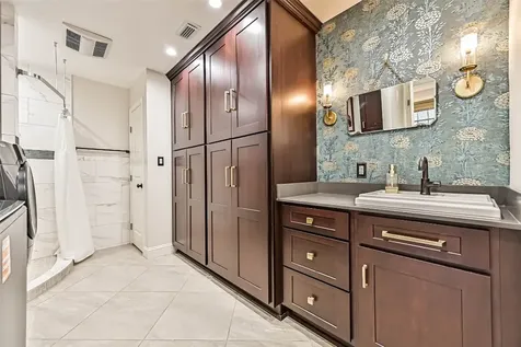 1916 Lundy Lane Friendswood TX 77546