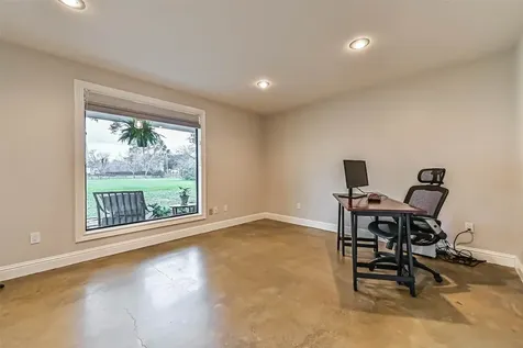 1916 Lundy Lane Friendswood TX 77546